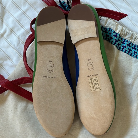 BNWT Tory Burch Colorblock lace up leather ballet flats - Picture 2 of 2